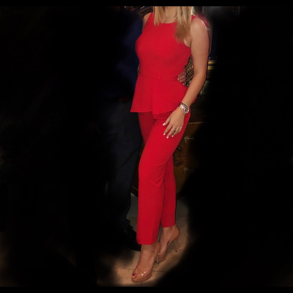 V-DAY PERFECT SEXY VINCE CAMUTO RED JUMPSUIT